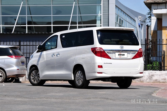 2012款 2.4L 豪華版