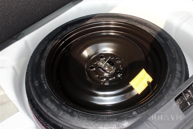 2013款 三廂經(jīng)典 1.8L AT基本型