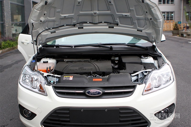 2013款 三廂經典 1.8L MT百萬紀念版