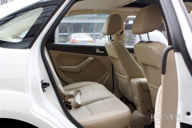 2013款 三廂經典 1.8L MT百萬紀念版