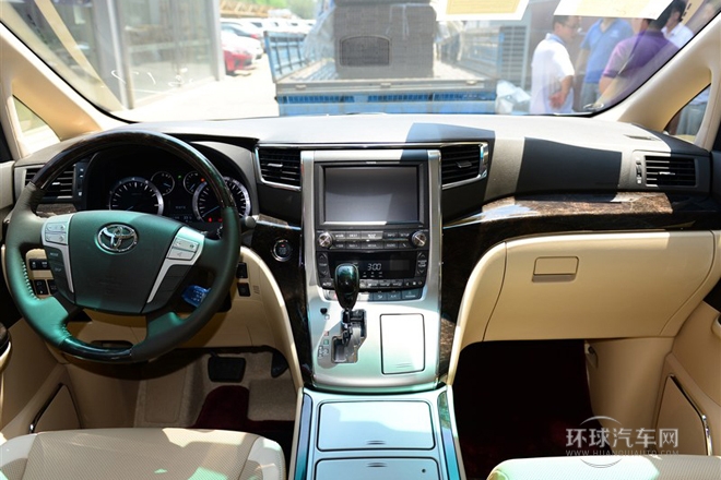 2012款 3.5L 尊貴版