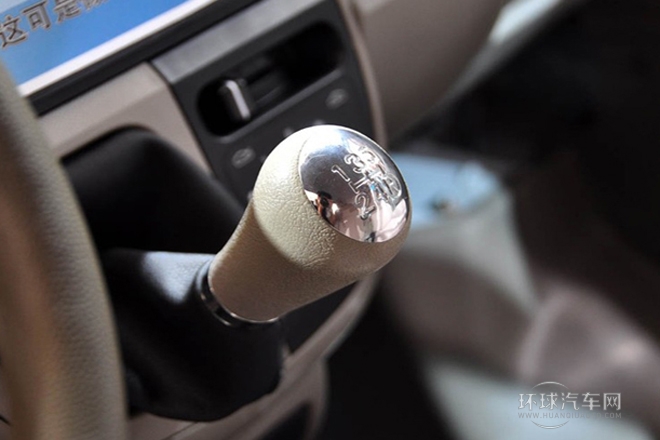 2010款 1.0L豪華型