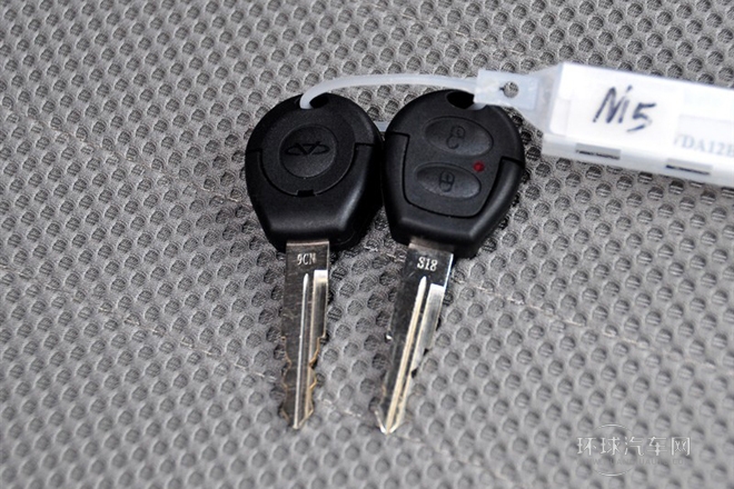 2010款 1.3L 手動豪華型