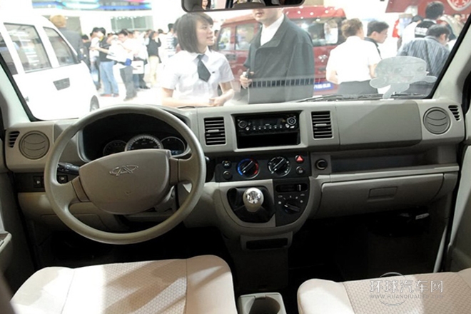 2010款 1.0L豪華型