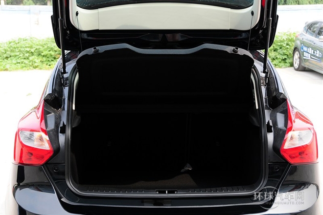 2012款 兩廂 1.6L MT舒適型