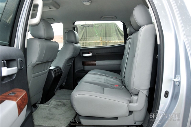 2011款 5.7 標準型