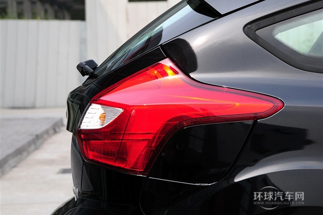 2012款 兩廂 1.6L MT舒適型