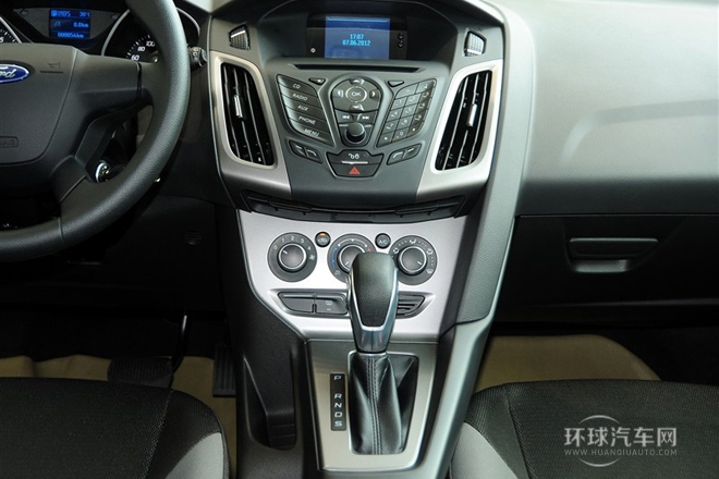 2012款 兩廂 1.6L AT舒適型