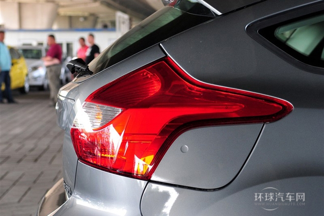 2012款 兩廂 1.6L MT風尚型