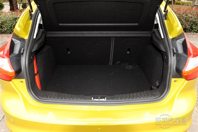 2012款 兩廂 2.0L MT豪華運(yùn)動型