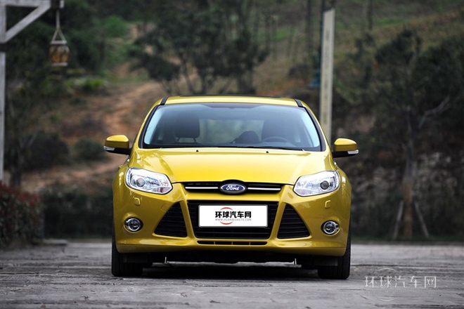 2012款 兩廂 2.0L MT豪華運動型