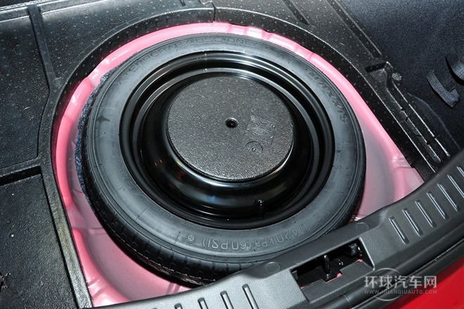 2012款 兩廂 2.0L AT豪華運動型