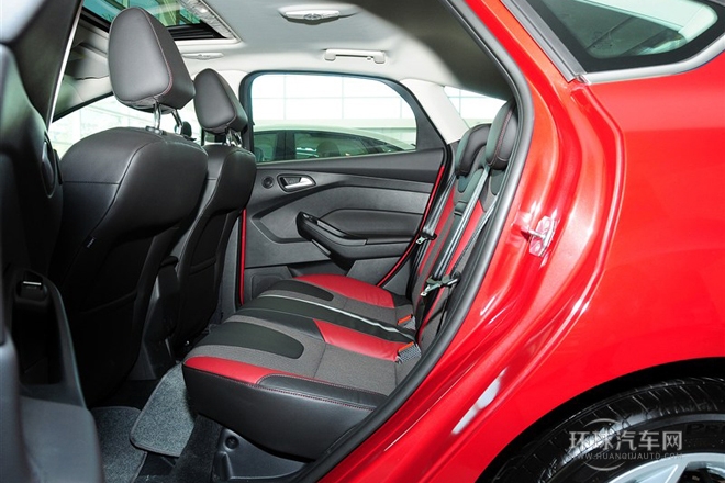 2012款 兩廂 2.0L AT豪華運動型