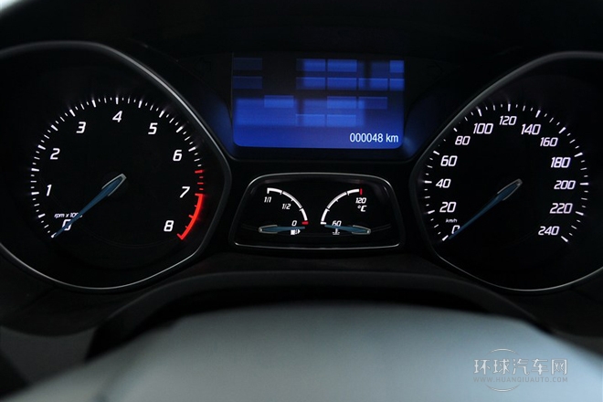 2012款 兩廂 2.0L AT豪華運動型