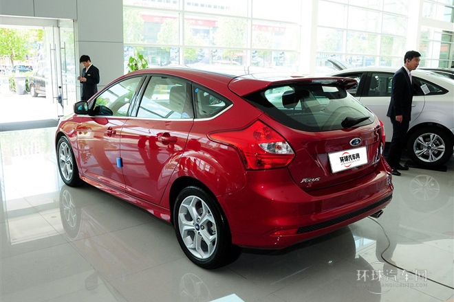 2012款 兩廂 2.0L AT豪華運動型