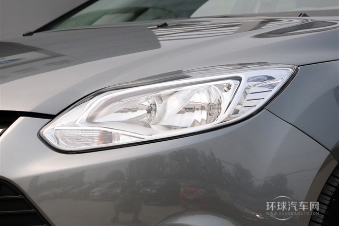 2012款 三廂 1.6L MT舒適型