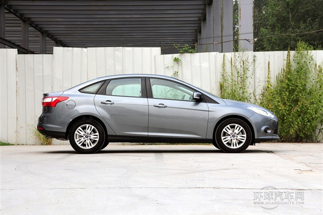 2012款 三廂 1.6L MT舒適型