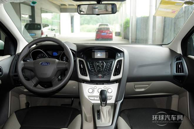 2012款 三廂 1.6L AT舒適型