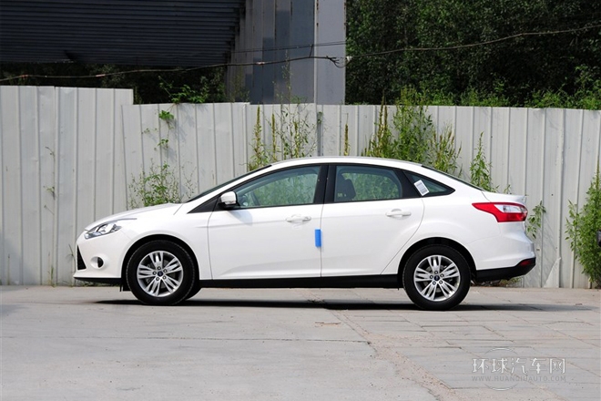 2012款 三廂 1.6L AT舒適型