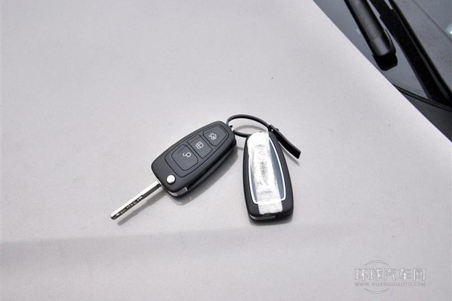 2012款 三廂 1.6L AT尊貴型