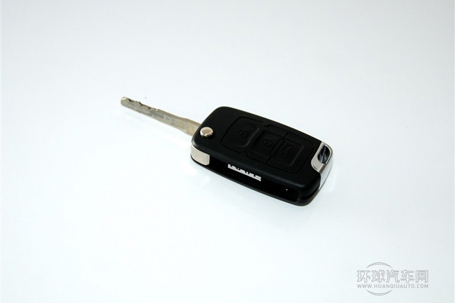 2013款 三廂 1.8L 手動尊貴型