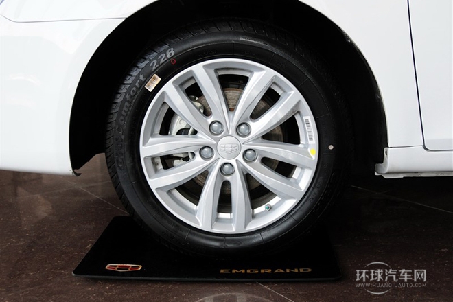 2013款 三廂 1.8L 手動尊貴型