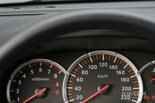 2013款 2.4L 兩驅標準紀念版 國IV