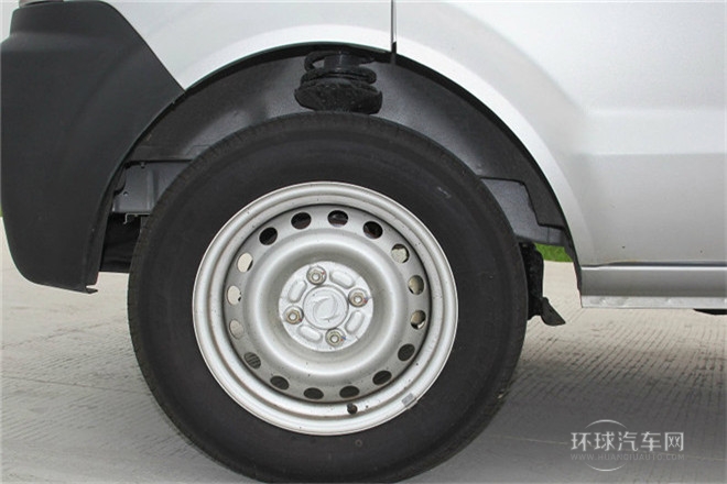 2011款 1.3L基本型有護欄