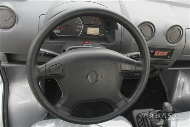 2011款 1.3L基本型有護欄