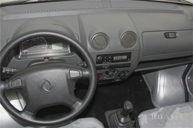 2011款 1.3L基本型有護欄