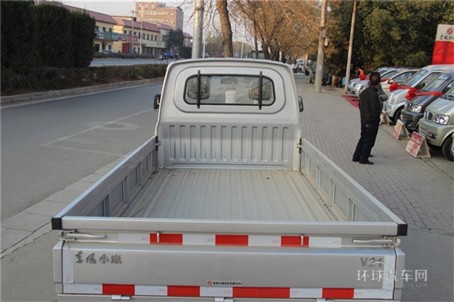 2011款 1.3L基本型無護(hù)欄