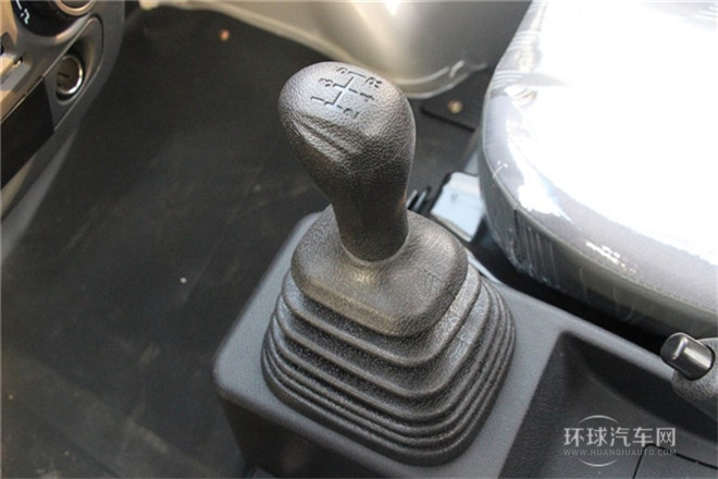 2011款 1.3L基本型無護欄