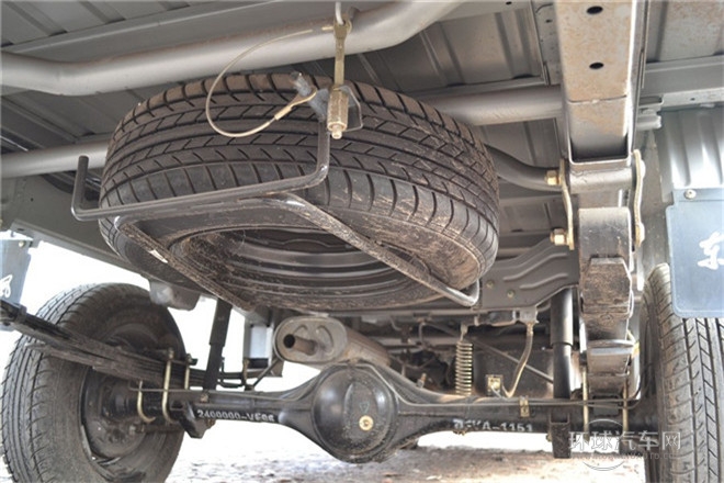 2011款 1.0L標(biāo)準(zhǔn)型無護(hù)欄