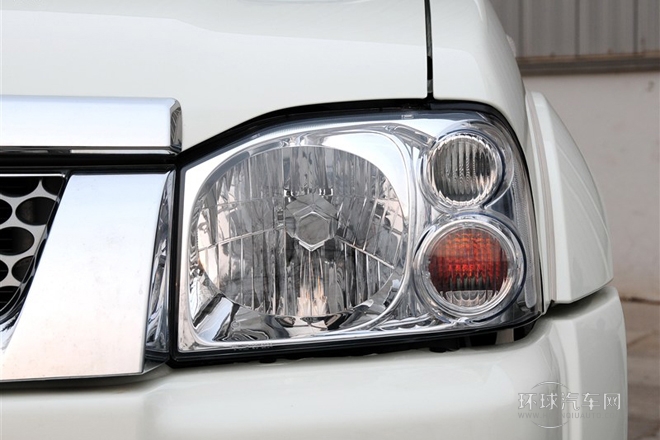 2013款 2.4L 四驅(qū)標(biāo)準(zhǔn)型 國IV