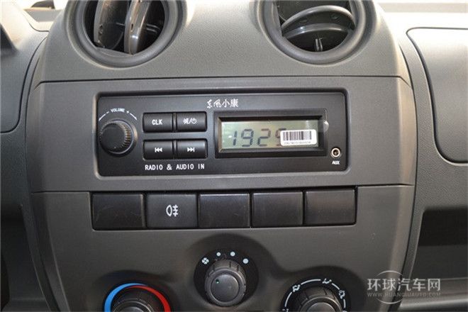 2011款 1.0L標(biāo)準(zhǔn)型無護(hù)欄