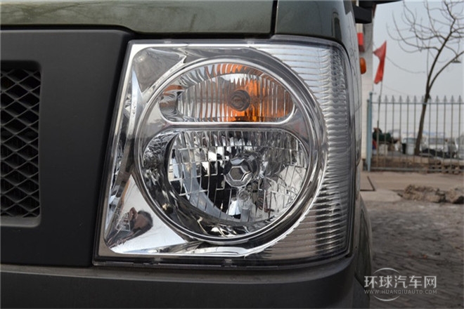 2011款 1.0L標準型無護欄