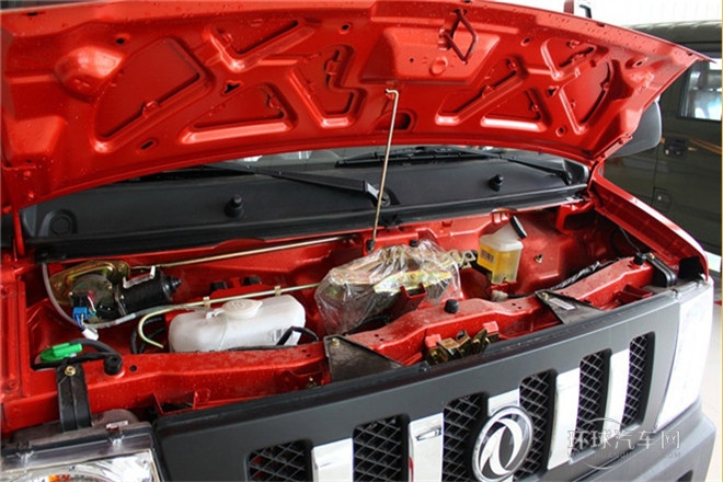 2011款 1.3L基本型有護欄