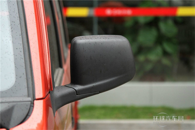 2011款 1.3L基本型有護(hù)欄