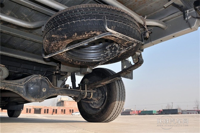 2011款 1.3L基本型無護欄