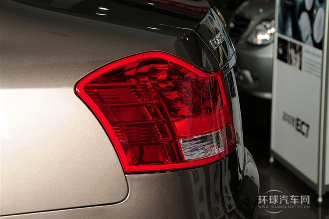 2013款 2.0L 自動精英型