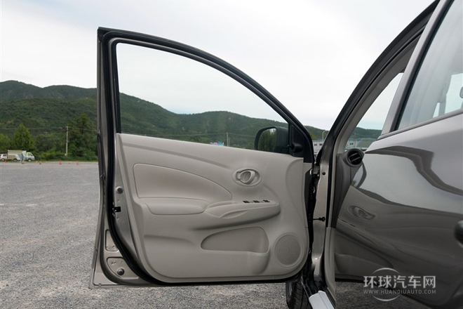 2014款 1.5XE MT舒適版