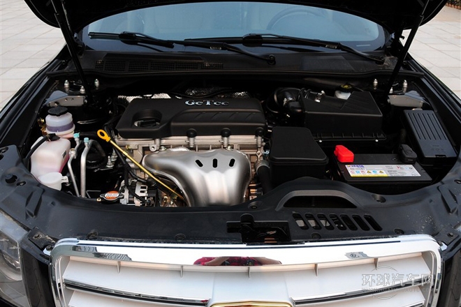 2013款 2.0L 自動尊貴型