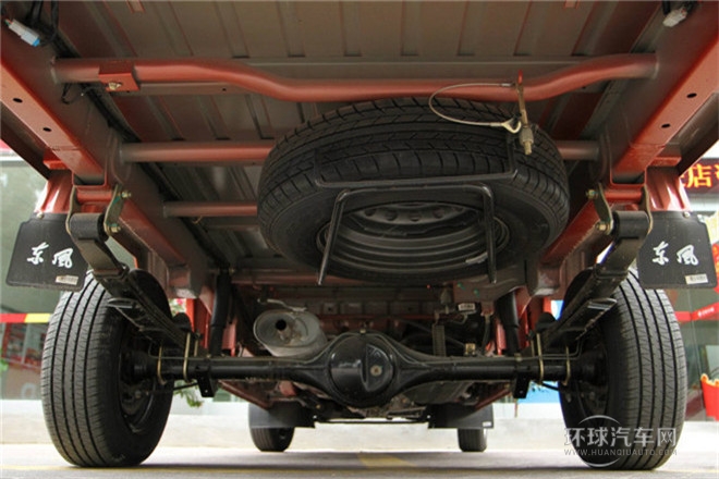 2011款 1.0L基本型有護欄