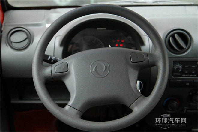 2011款 1.0L基本型有護欄