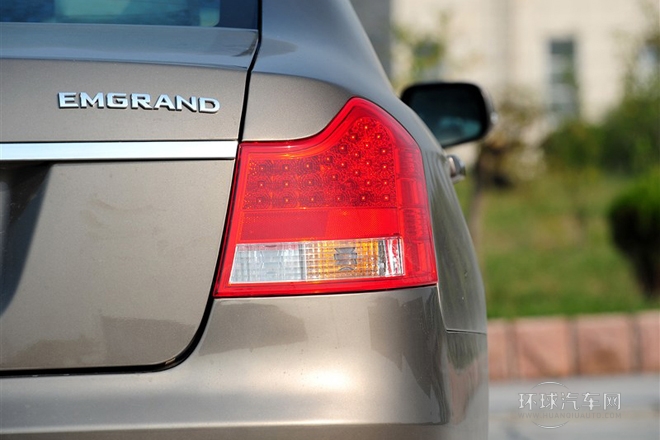 2013款 2.4L 自動行政型