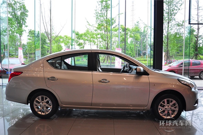 2014款 1.5XL MT豪華版