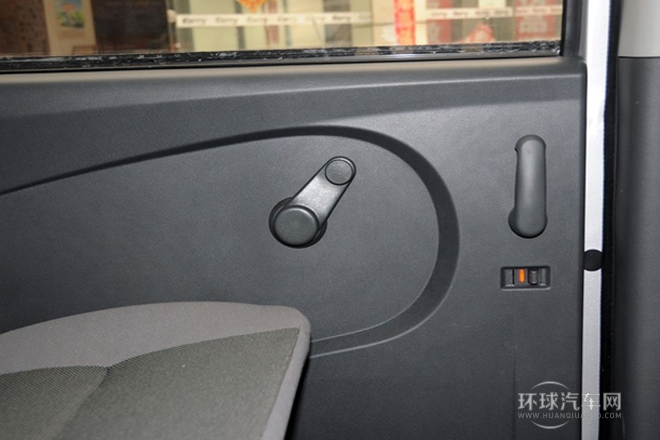 2013款 1.0L舒適型