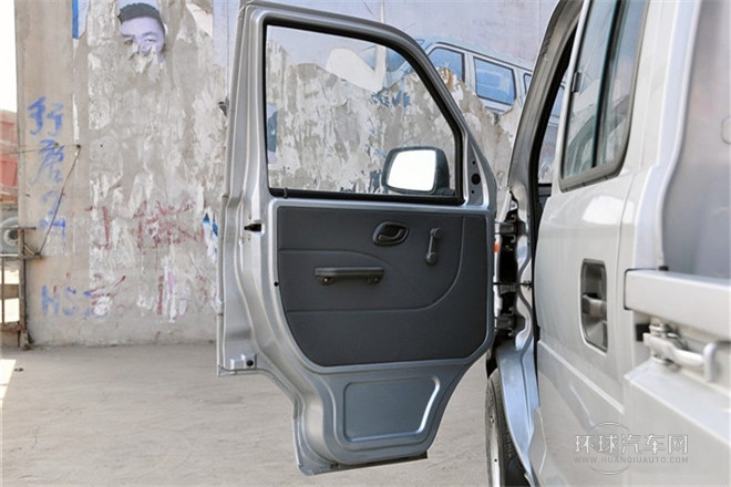 2011款 1.0L基本型無護欄