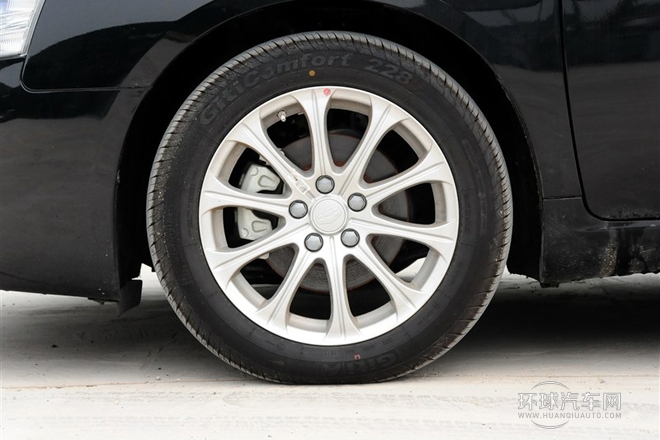 2013款 2.4L 自動尊貴型