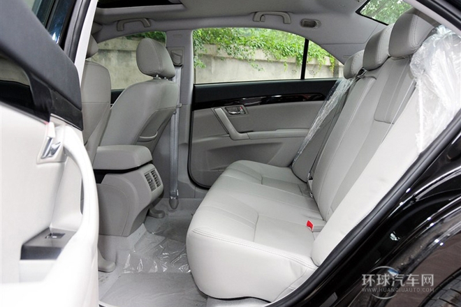 2013款 2.4L 自動尊貴型